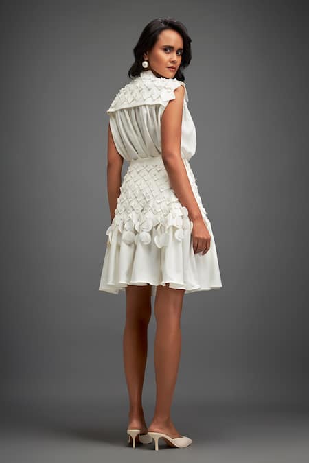 Shop Deepika Arora White Crepe Applique Collared Top With Geometric Skirt at Aza Fashions Shop_Deepika Arora_White Crepe Applique Collared Top With Geometric Skirt _at_Aza_Fashions