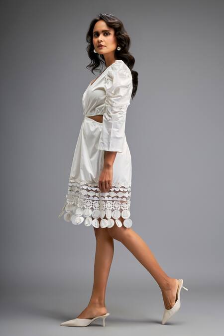 Shop Deepika Arora White Cotton V-neck Cut-out Applique Dress Online at Aza Fashions Shop_Deepika Arora_White Cotton V-neck Cut-out Applique Dress _Online_at_Aza_Fashions