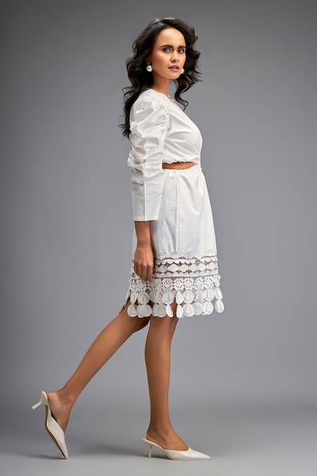 Buy Deepika Arora White Cotton V-neck Cut-out Applique Dress Buy_Deepika Arora_White Cotton V-neck Cut-out Applique Dress