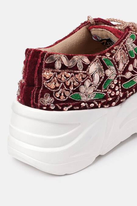 Buy Zori World Red Lucknow Ayat Gota Embroidered Sneakers Online at Aza Fashions Buy_Zori World_Red Lucknow Ayat Gota Embroidered Sneakers _Online_at_Aza_Fashions