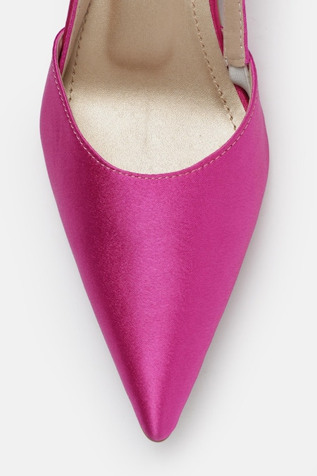 Zori World Pink Betty Pointed Toe Kitten Heels at Aza Fashions Zori World_Pink Betty Pointed Toe Kitten Heels _at_Aza_Fashions