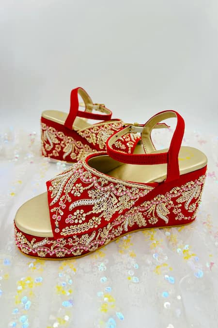 Rajasthani Stuff Giri Floral Embroidered Wedges 