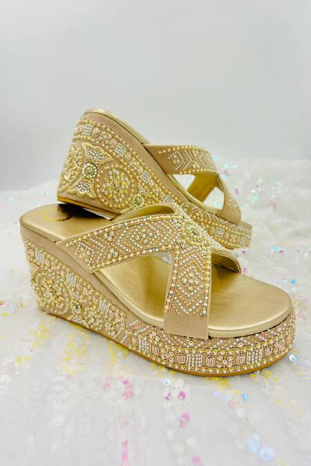 Shiveen Shiveen_Cream Embroidery Tatra Criss Cross Wedges _Online_at_Aza_Fashions