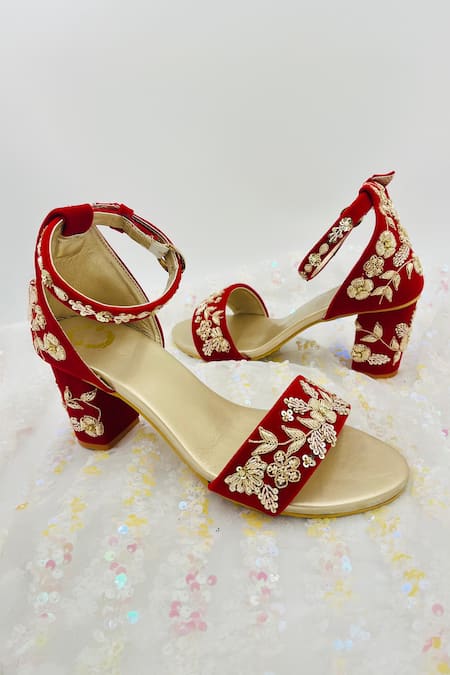 Shiveen Shiveen Firaki Zari Floral Embroidered Heels 