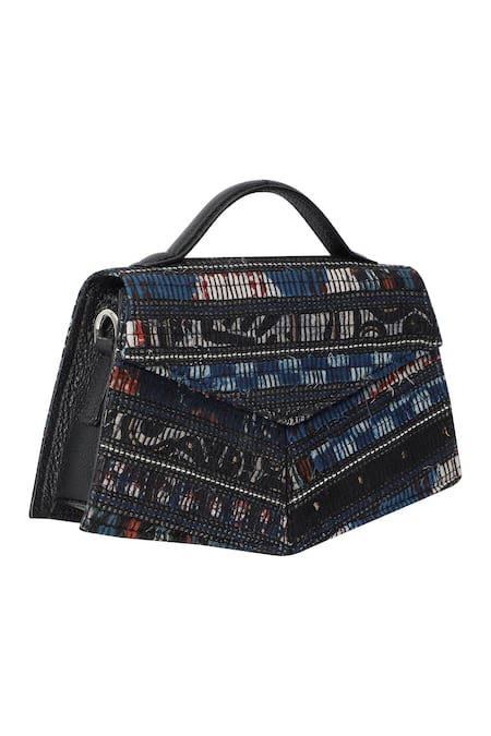 Adisee_Black Kendal Textured Handbag _at_Aza_Fashions