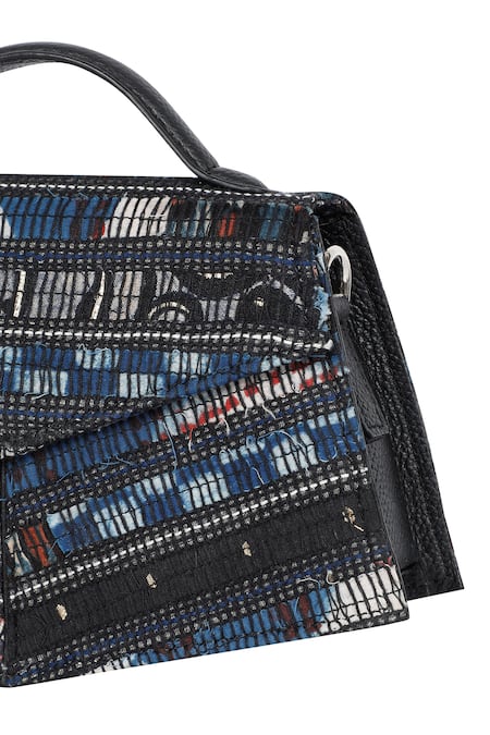 Shop_Adisee_Black Kendal Textured Handbag 