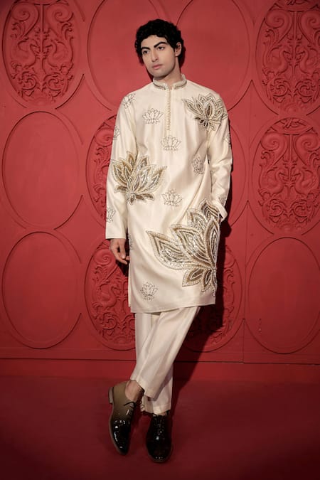 Jubinav Chadha Chanderi Lotus Pearl Embroidered Kurta With Pant 