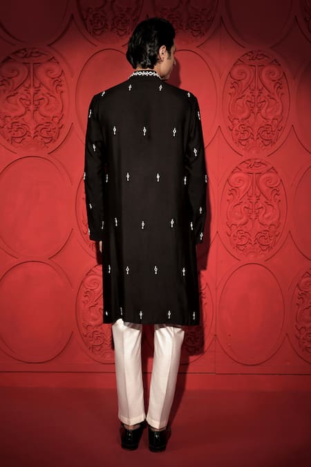 Shop Jubinav Chadha White Georgette, Kota Doria, Cotton, Silk Kattan Embroidered Kurta And Pant Set at Aza Fashions Shop_Jubinav Chadha_White Georgette, Kota Doria, Cotton, Silk Kattan Embroidered Kurta And Pant Set _at_Aza_Fashions