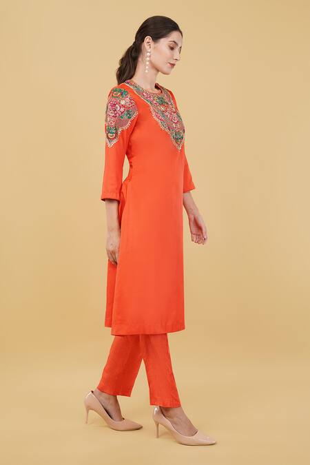Nidhi Kejriwal_Orange Silk Embroidery Round Neck Floral Patch Work Kurta With Pant _Online_at_Aza_Fashions