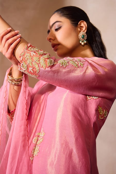 Buy_Tarini Vij_Pink Organza, Tissue Pearls, Erina Floral Booti Kurta And Choga Salwar Set _Online_at_Aza_Fashions
