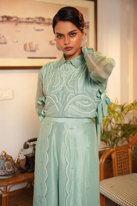 Midushi Bajoria Hand Embroidered Bib With Pant Set 