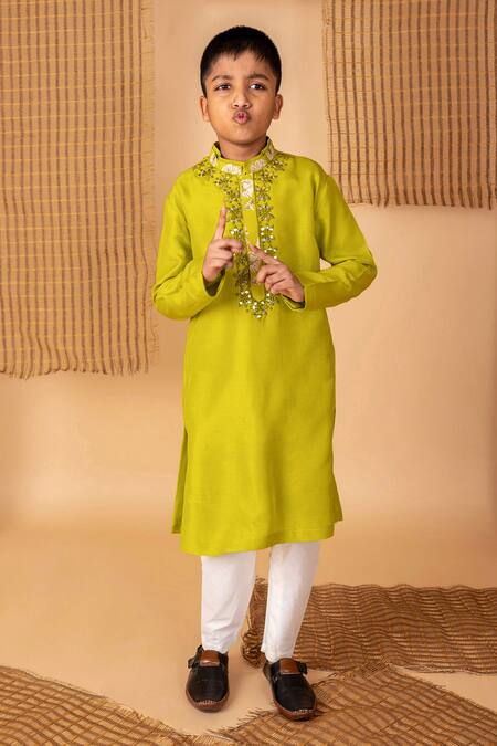 Lil Angels Green Silk Mirrors Bloom Embroidered Kurta With Pant Online at Aza Fashions Lil Angels_Green Silk Mirrors Bloom Embroidered Kurta With Pant _Online_at_Aza_Fashions