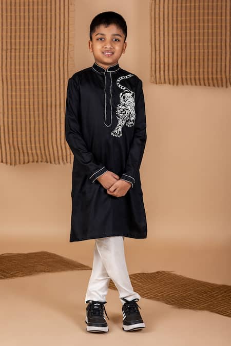 Buy Lil Angels Black Cotton Embroidery Tiger Motif Kurta With Pant Online at Aza Fashions Buy_Lil Angels_Black Cotton Embroidery Tiger Motif Kurta With Pant _Online_at_Aza_Fashions