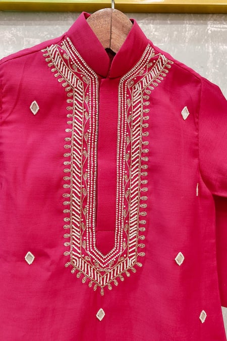 Lil Angels Pink Silk, Cotton Pearls, Diamonds Butti Embroidered Kurta With Pant Online at Aza Fashions Lil Angels_Pink Silk, Cotton Pearls, Diamonds Butti Embroidered Kurta With Pant _Online_at_Aza_Fashions
