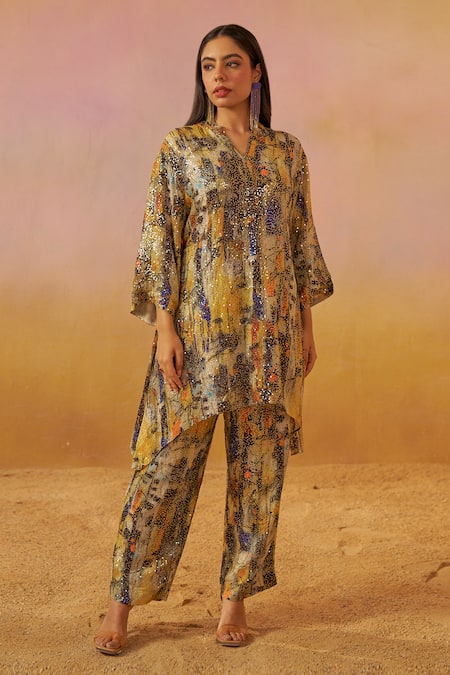 Rainas Off White Georgette Printed Abstract V-neck Tunic And Pant Set 