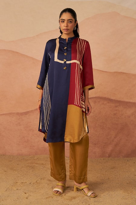 Rainas Raeth Colour Block Pathani Kurta Set 