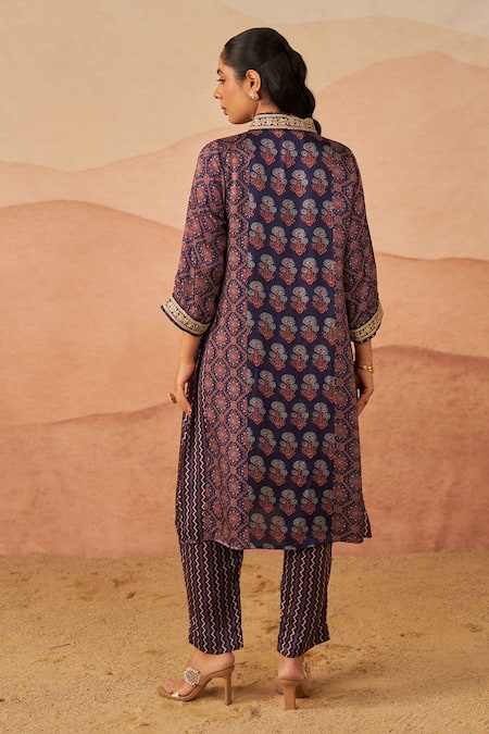 Shop Rainas Blue Satin Sequins, Embroidery V-neck Geometric Ajrakh Print Kurta With Pant at Aza Fashions Shop_Rainas_Blue Satin Sequins, Embroidery V-neck Geometric Ajrakh Print Kurta With Pant_at_Aza_Fashions