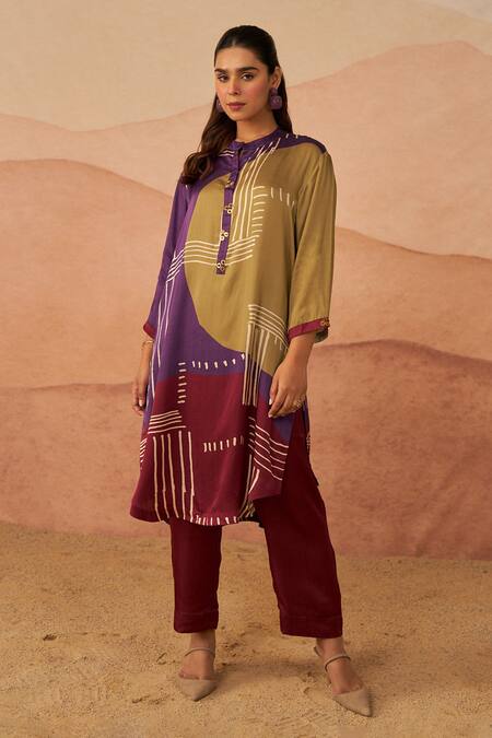 Rainas Purple Satin Collared Thar Abstract Print Pathani Tunic And Pant Set Online at Aza Fashions Rainas_Purple Satin Collared Thar Abstract Print Pathani Tunic And Pant Set_Online_at_Aza_Fashions