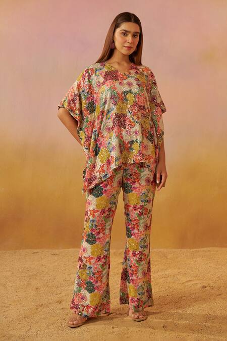 Rainas Off White Georgette Sequins V-neck Blossom Print Kaftan And Flared Pant Set Online at Aza Fashions Rainas_Off White Georgette Sequins V-neck Blossom Print Kaftan And Flared Pant Set _Online_at_Aza_Fashions