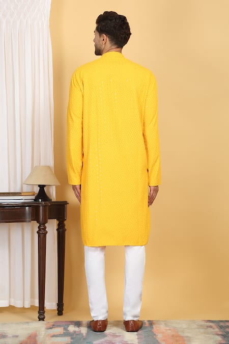 Aham-Vayam Aham Geometric Embroidered Kurta Set 