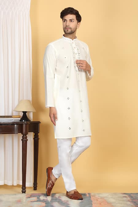 Buy_Aham-Vayam_Off White Cotton Mirrors Swarna Embroidered Kurta Set _Online_at_Aza_Fashions