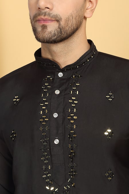 Aham-Vayam Black Cotton Mirrors, Embroidery Swarna Work Kurta And Pant Set at Aza Fashions Aham-Vayam_Black Cotton Mirrors, Embroidery Swarna Work Kurta And Pant Set _at_Aza_Fashions