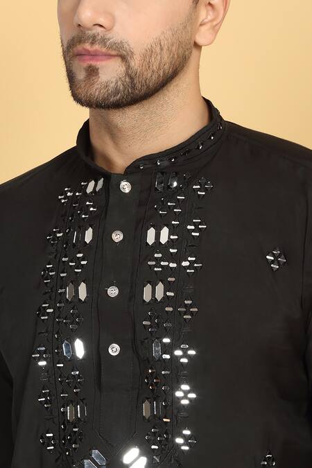 Aham-Vayam_Black Cotton, Silk Mirrors, Embroidery Rajat Threadwork Kurta Set _at_Aza_Fashions