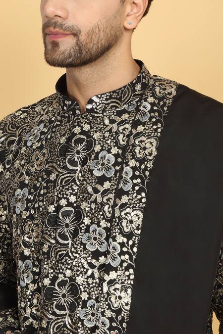 Aham-Vayam_Black Cotton, Silk Sequins, Zari Divyakriti Embroidered Kurta Set With Dupatta _at_Aza_Fashions