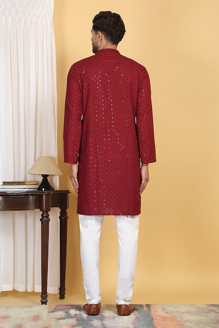 Aham-Vayam Harshit Quad Phool Jaal Thread Embroidered Kurta With Pant 