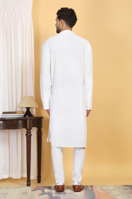 Shop Aham-Vayam White Cotton Embroidery Ditsy Jaal Thread Kurta With Pant at Aza Fashions Shop_Aham-Vayam_White Cotton Embroidery Ditsy Jaal Thread Kurta With Pant_at_Aza_Fashions