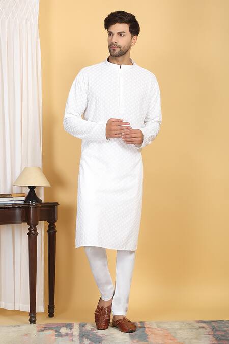 Aham-Vayam White Cotton Embroidery Ditsy Jaal Thread Kurta With Pant Online at Aza Fashions Aham-Vayam_White Cotton Embroidery Ditsy Jaal Thread Kurta With Pant_Online_at_Aza_Fashions