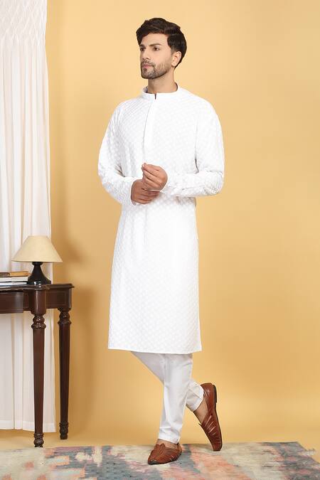 Shop Aham-Vayam White Cotton Embroidery Ditsy Jaal Thread Kurta With Pant Online at Aza Fashions Shop_Aham-Vayam_White Cotton Embroidery Ditsy Jaal Thread Kurta With Pant_Online_at_Aza_Fashions