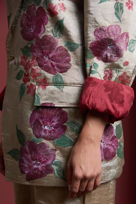 Shop Akutee Gold Fabric Flowers Indira Handwoven Tissue Hanpainted Blazer Online at Aza Fashions Shop_Akutee_Gold Fabric Flowers Indira Handwoven Tissue Hanpainted Blazer_Online_at_Aza_Fashions