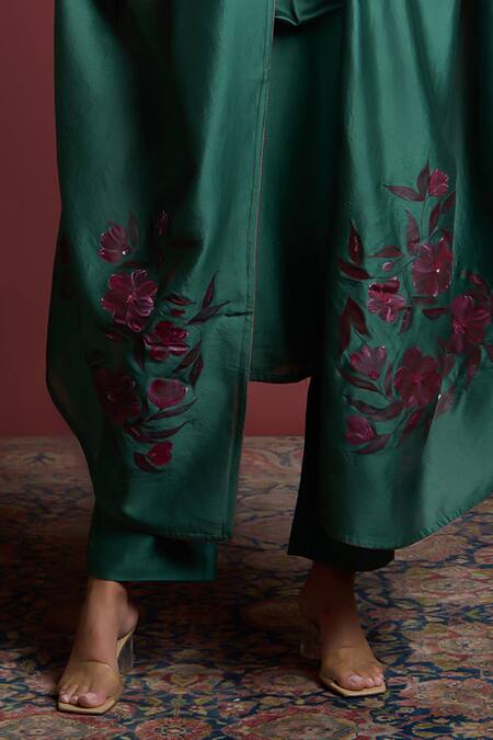 Buy_Akutee_Green Chanderi Silk Embroidery Round Sanjeevani Handpainted Straight Kurta Set_Online_at_Aza_Fashions