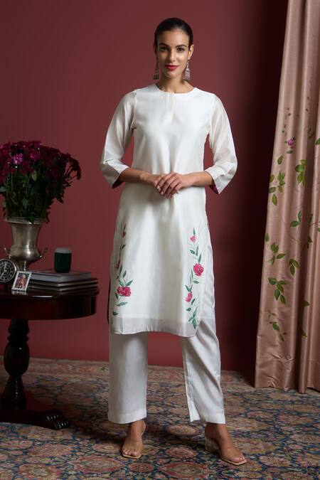 Akutee White Silk, Priyamvada Floral Handpainted Kurta Pant Set Online at Aza Fashions Akutee_White Silk, Priyamvada Floral Handpainted Kurta Pant Set_Online_at_Aza_Fashions