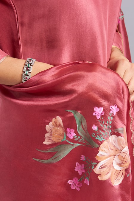 Buy Akutee Pink Organza, Embroidery Arunima Kurta Set With Hand Painted Dupatta Online at Aza Fashions Buy_Akutee_Pink Organza, Embroidery Arunima Kurta Set With Hand Painted Dupatta_Online_at_Aza_Fashions