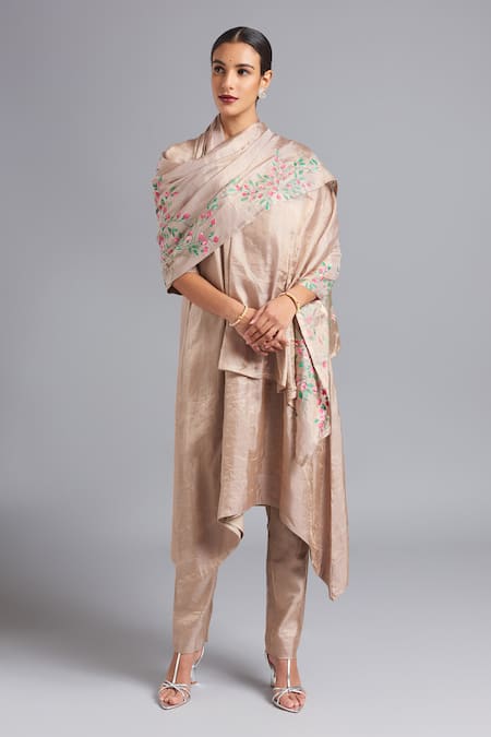 Akutee Beige Tissue Floral Round Devyani Pattern Asymmetrical Kurta And Pant Set 