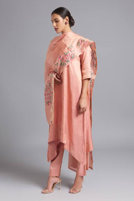 Akutee_Peach Tissue Embroidery Bhargavi Floral Pattern Asymmetrical Kurta And Pant Set_Online_at_Aza_Fashions
