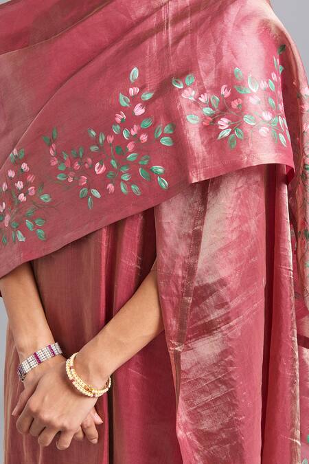 Buy_Akutee_Pink Tissue Round Neck Ekantika Floral Pattern Asymmetrical Kurta And Pant Set_Online_at_Aza_Fashions