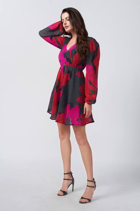 House Of Varada Black Chiffon V-neck Floral Print Wrapped Short Dress Online at Aza Fashions House Of Varada_Black Chiffon V-neck Floral Print Wrapped Short Dress _Online_at_Aza_Fashions