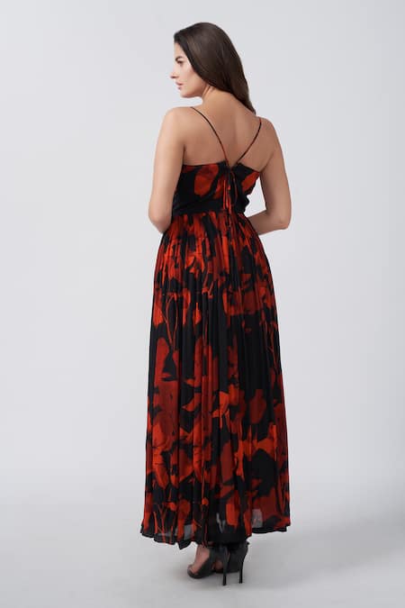 Shop House Of Varada Black Chiffon V-neck Floral Print Gathered Dress at Aza Fashions Shop_House Of Varada_Black Chiffon V-neck Floral Print Gathered Dress _at_Aza_Fashions