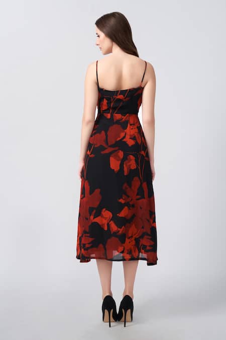 House Of Varada Black Chiffon Square Neck Floral Print Pleated Dress Online at Aza Fashions House Of Varada_Black Chiffon Square Neck Floral Print Pleated Dress _Online_at_Aza_Fashions