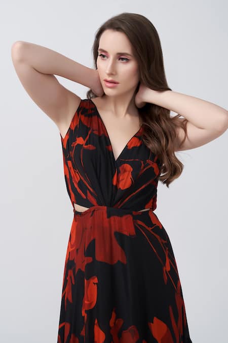 Shop House Of Varada Black Chiffon V-neck Floral Print Tiered Gathered Dress Online at Aza Fashions Shop_House Of Varada_Black Chiffon V-neck Floral Print Tiered Gathered Dress _Online_at_Aza_Fashions