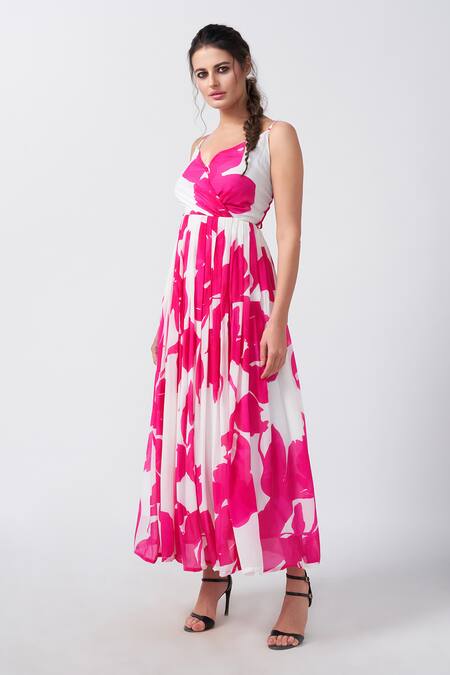 Buy House Of Varada Pink Crepe Sweetheart Neck Peony Bloom Print Gathered Flare Dress Online at Aza Fashions Buy_House Of Varada_Pink Crepe Sweetheart Neck Peony Bloom Print Gathered Flare Dress _Online_at_Aza_Fashions