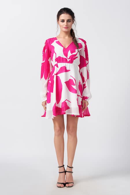 House Of Varada Pink Crepe V-neck Bloom Print Short Dress Online at Aza Fashions House Of Varada_Pink Crepe V-neck Bloom Print Short Dress _Online_at_Aza_Fashions