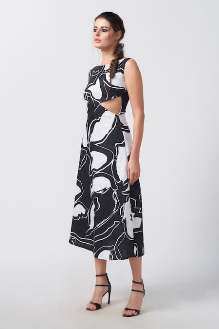 House Of Varada Black Cotton Satin Boat Neck Daisy Print Waist Cutout Midi Dress Online at Aza Fashions House Of Varada_Black Cotton Satin Boat Neck Daisy Print Waist Cutout Midi Dress _Online_at_Aza_Fashions