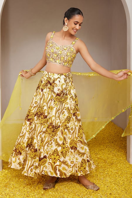 Nitara Dhanraj Label Yellow Raw Silk And Pure Crepe Print Floral Sweetheart Neck Mandala Lehenga Set 