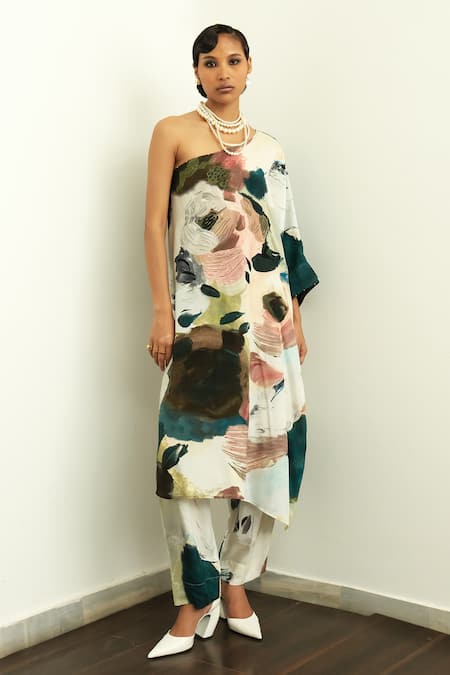 OFRIDA Ivory Cotton, Silk Beads One Shoulder Moonbloom Print Kurta