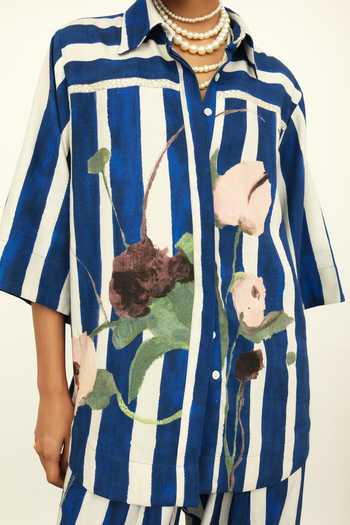 Buy_OFRIDA_Blue Twill, Linen Embroidery Collared Stripe And Floral Print Boxy Fit Shirt _Online_at_Aza_Fashions