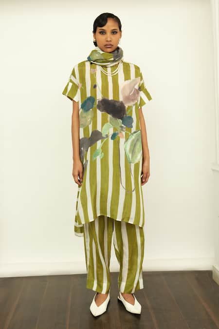 OFRIDA_Green Muslin Olivia Stripe Tapered Pants _Online_at_Aza_Fashions